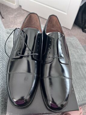 Bostonian Men’s Black Leather Cap-Toe Derby Shoes